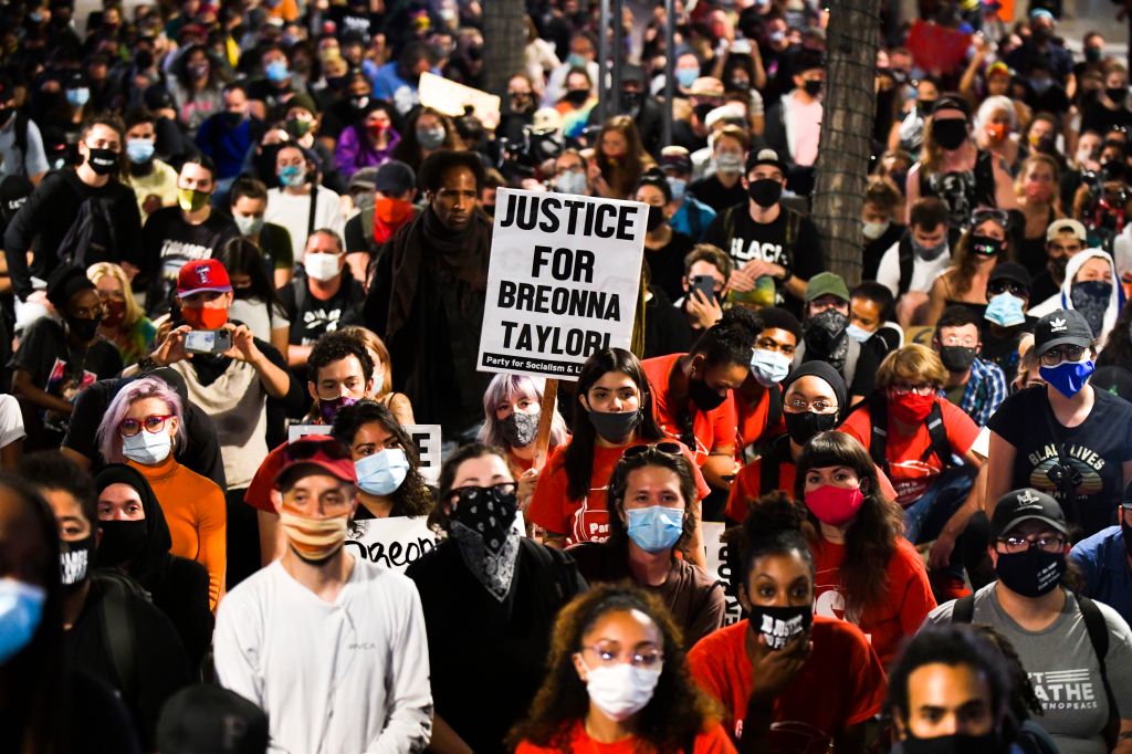 Protests continue after charging decision announced in Breonna Taylor's death