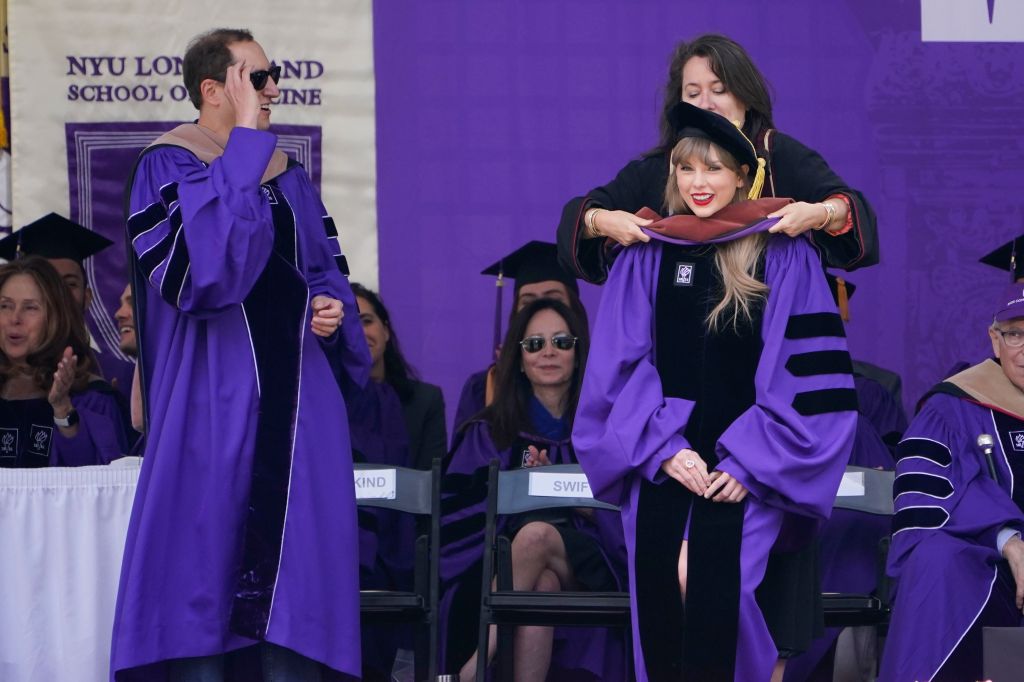 Photos: Taylor Swift delivers commencement address at NYU