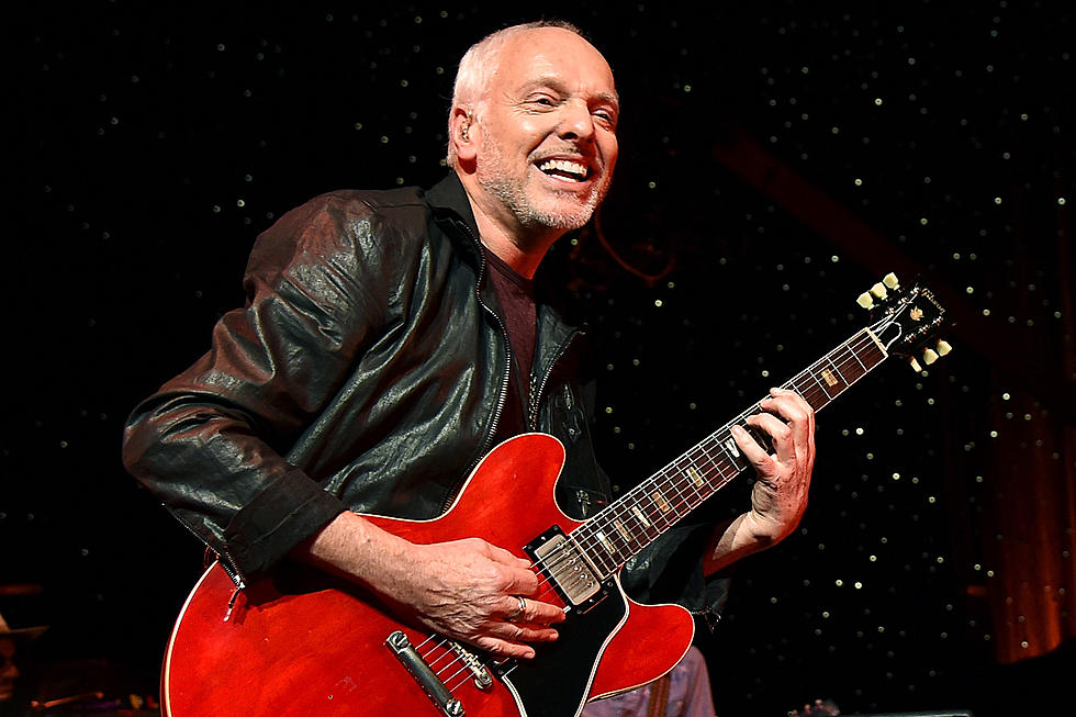 Peter Frampton said manager kept him high to hide fraud