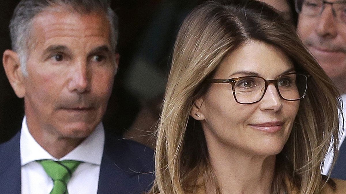 Loughlin, Giannuli plead guilty in college admission scandal