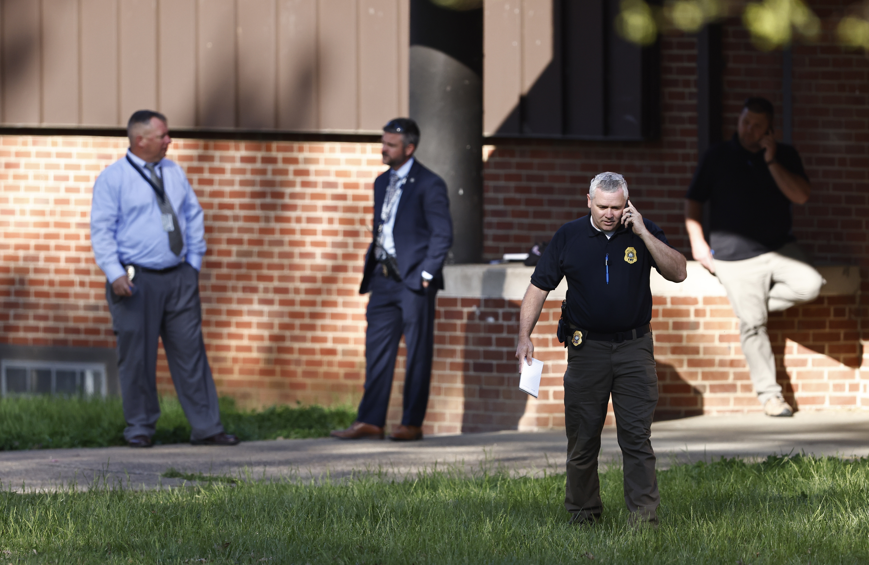 Student dead, Knoxville officer wounded after shooting at Tennessee high school