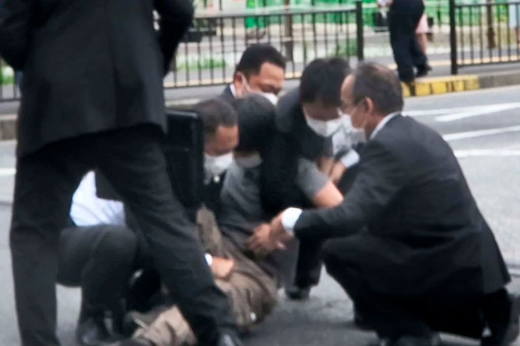 Photos: Shinzo Abe, former Japanese prime minister, shot during campaign speech