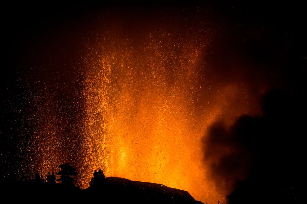 Photos: Volcano on Spain's Canary Islands erupts, sparking mass evacuations