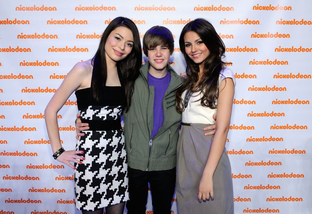 Nickelodeon Hosts 2010 Upfront Presentation - Backstage