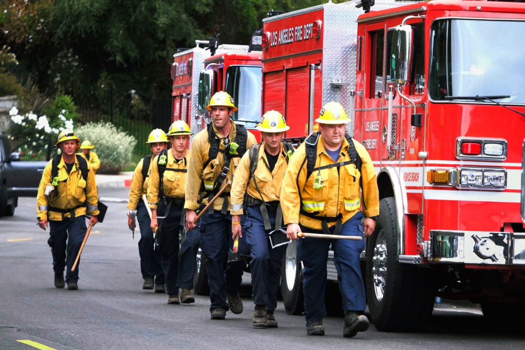 Photos: 'Palisades Fire' in California threatens homes, prompts evacuations