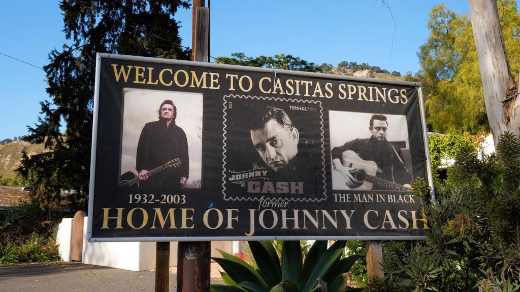 Former home of Johnny Cash hits market