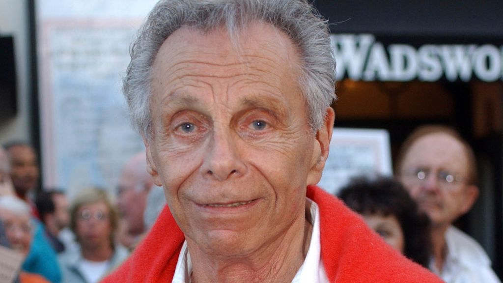 Photos: Mort Sahl through the years