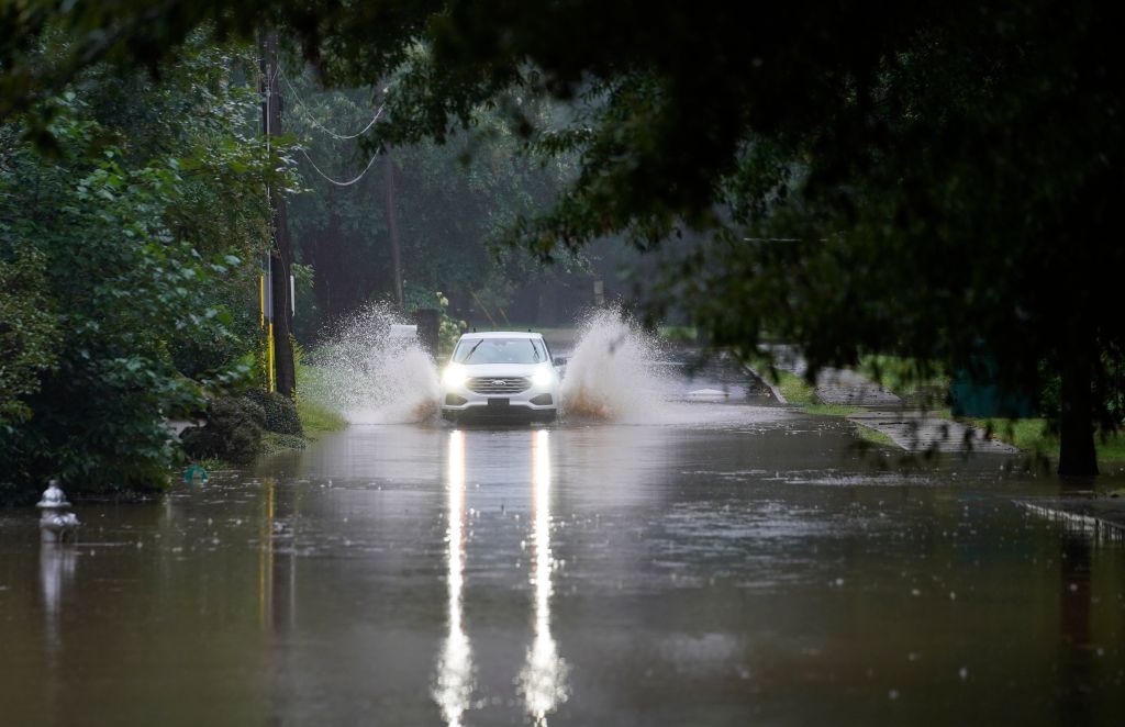 Photos: Fred drenches Florida, US Southeast