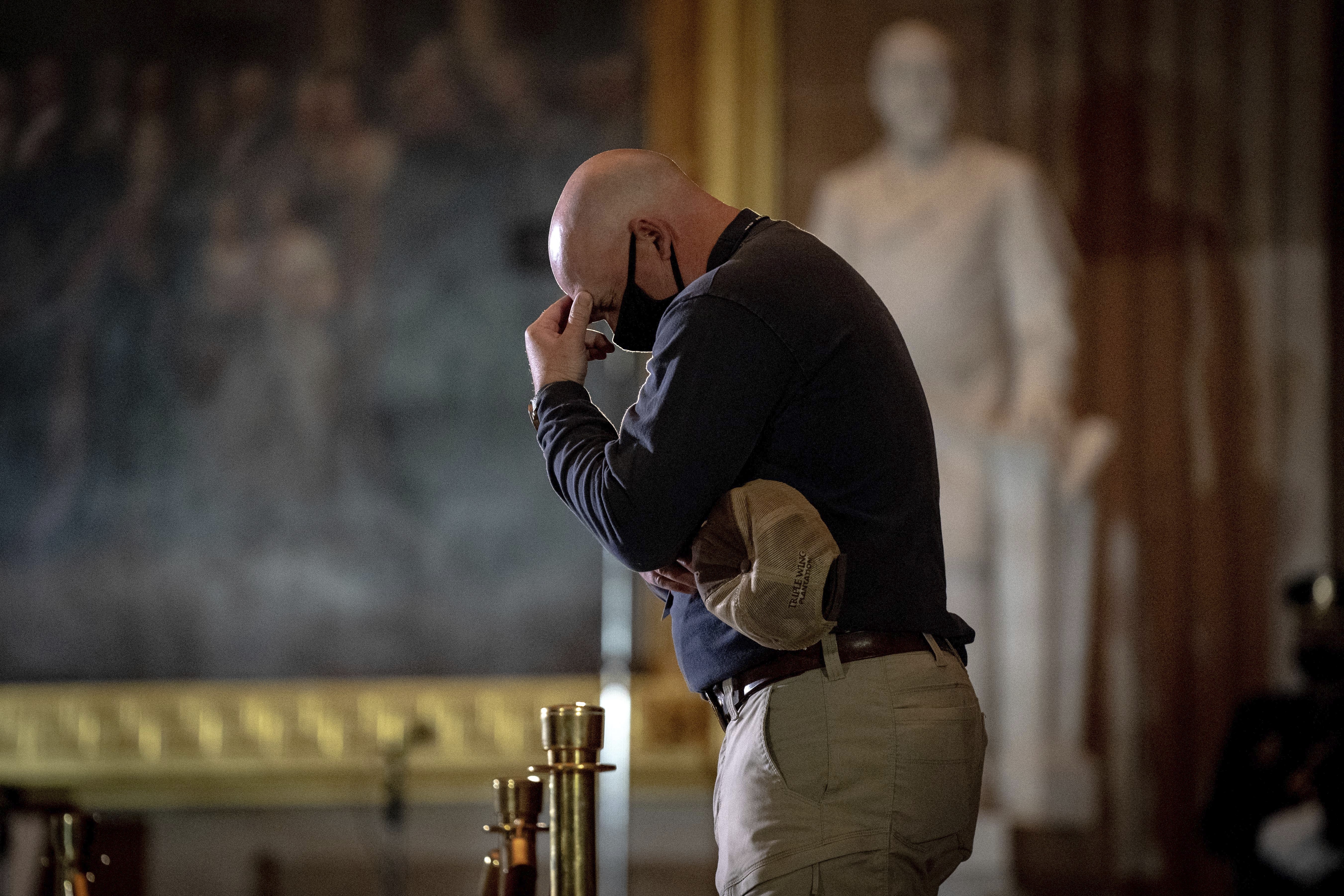 Biden, congressional leaders pay respects to Officer Brian Sicknick at US Capitol
