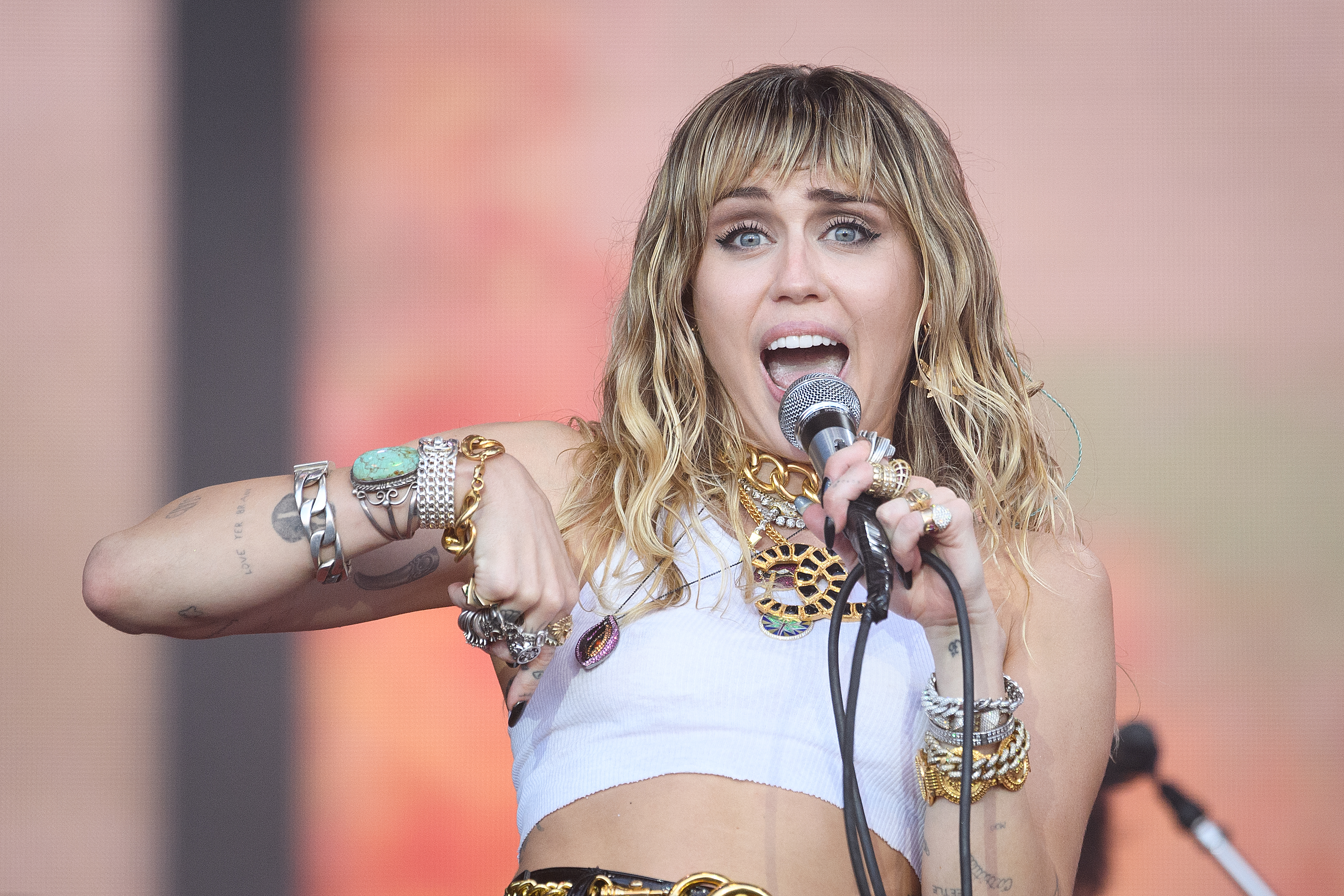 The Lo Down Miley Cyrus Teases “Hannah Montana” Celebration