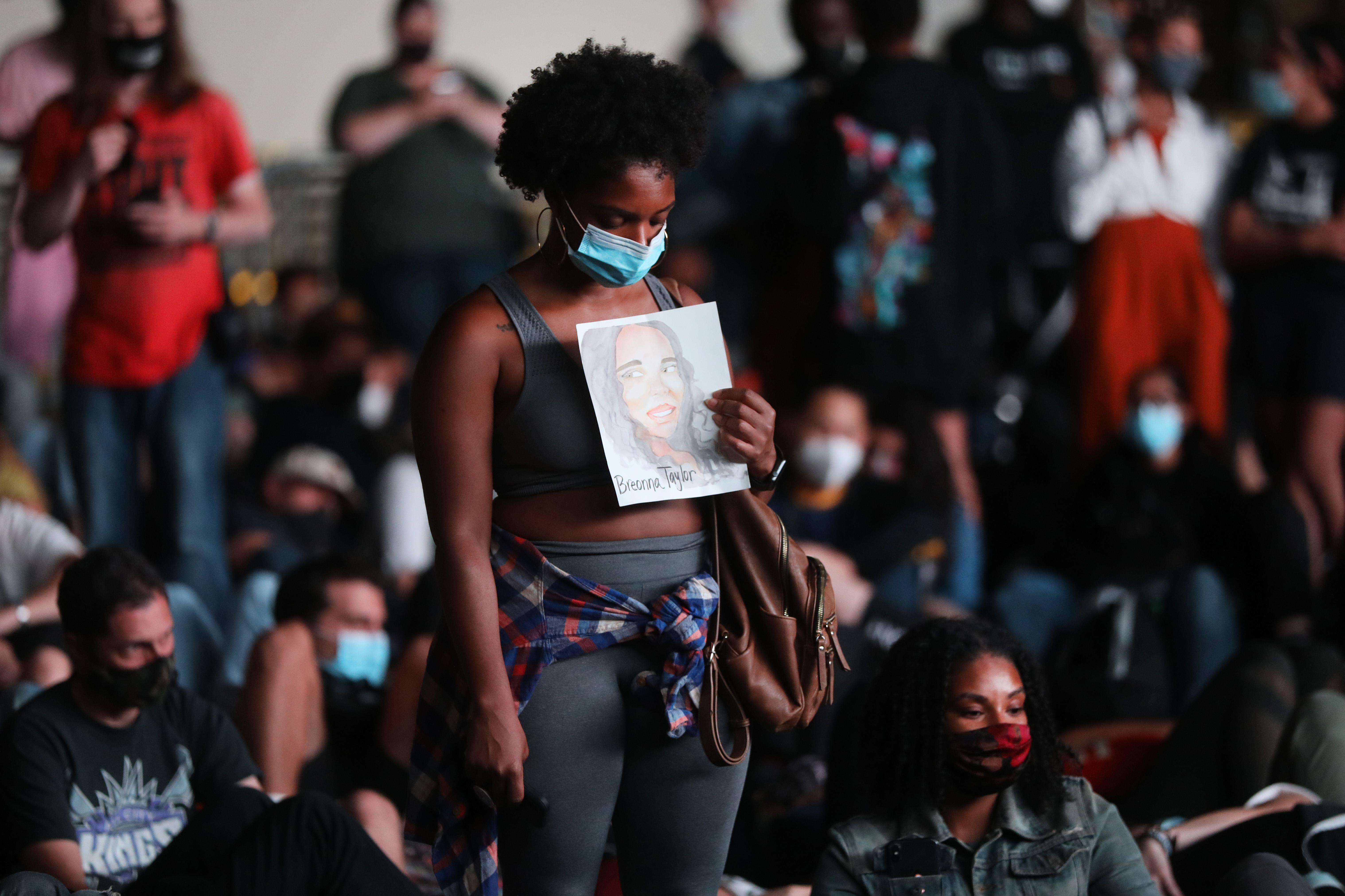 Protests continue after charging decision announced in Breonna Taylor's death