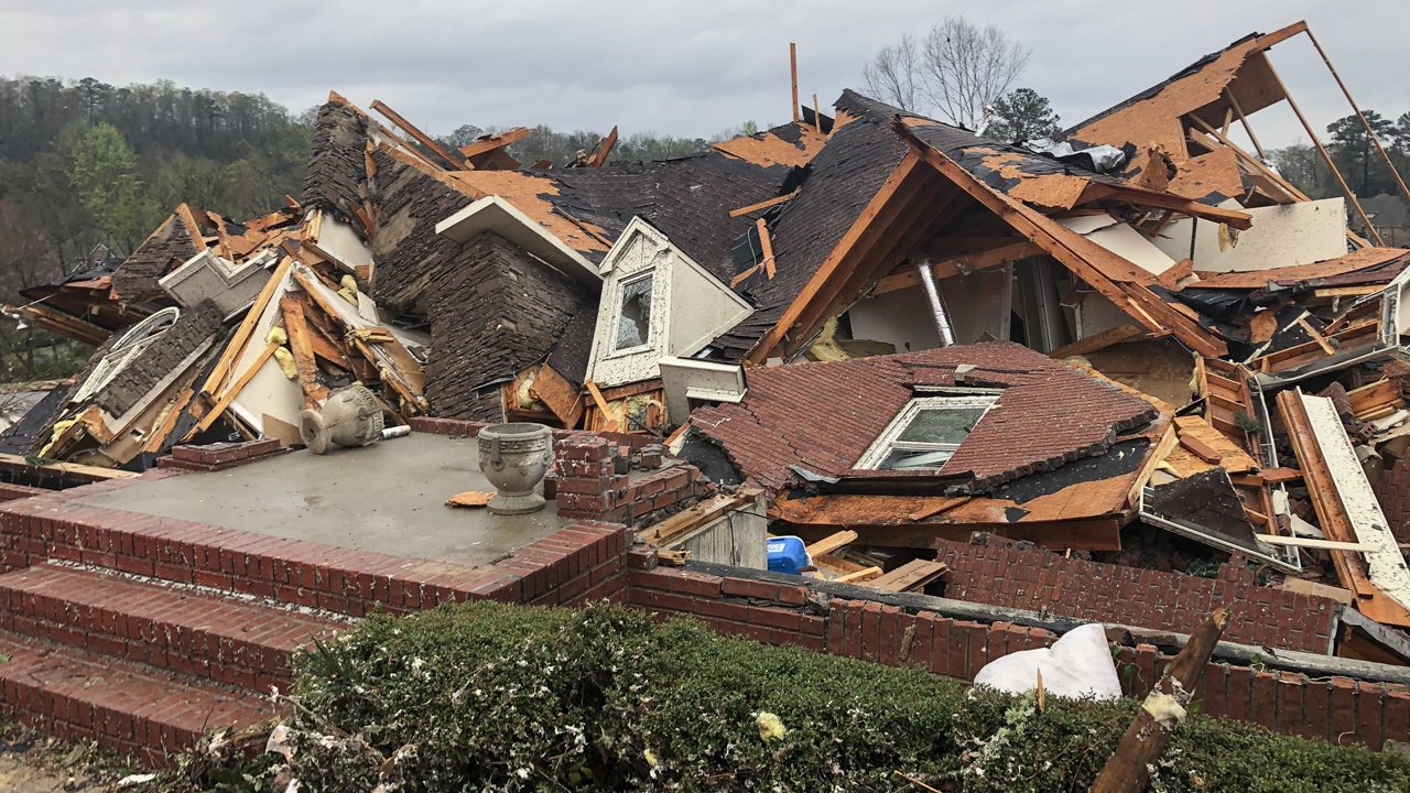 Photos: Deadly tornadoes, storms sweep through Deep South