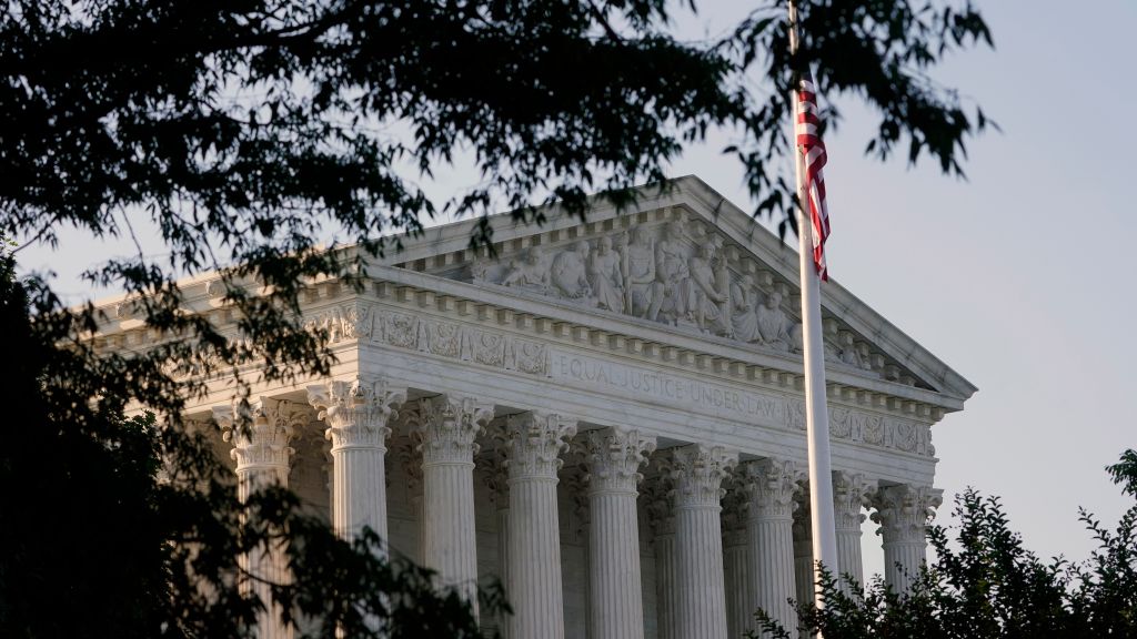 Supreme Court overturns Roe v. Wade