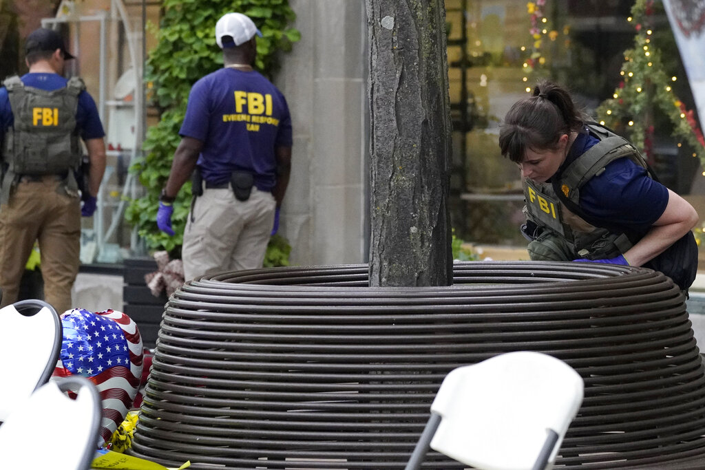 Fourth of July parade shooting