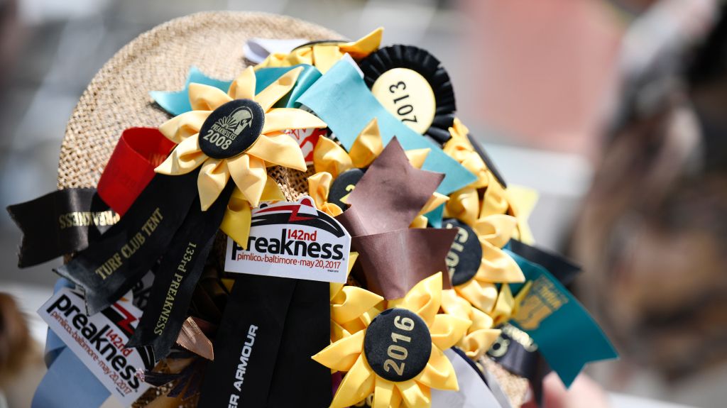 Preakness hats turn heads