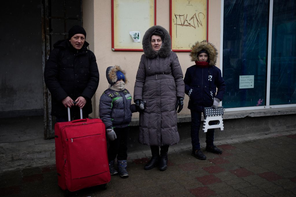 Photos: Russian invasion into Ukraine enters 14th day