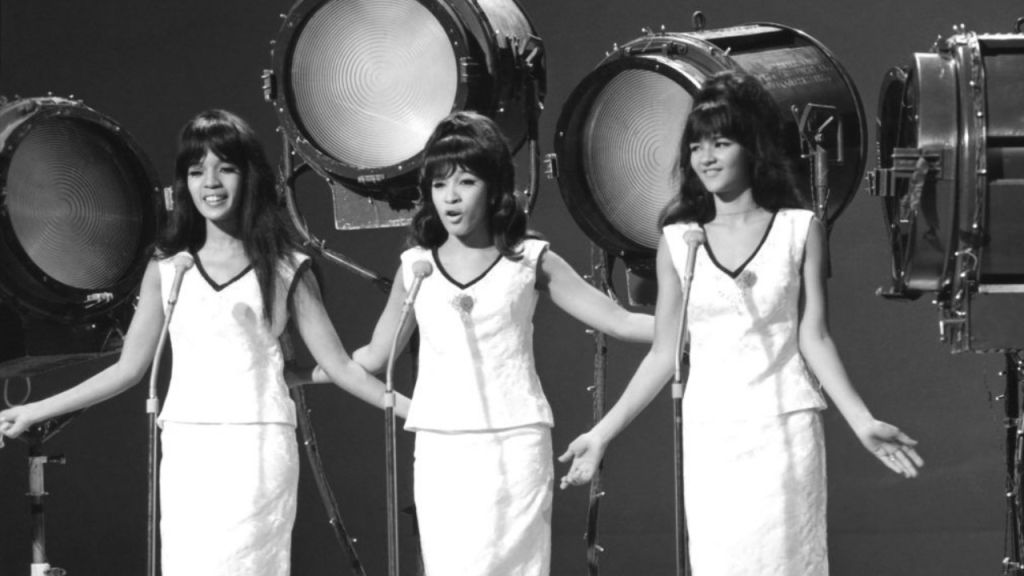 Photos: Ronnie Spector through the years