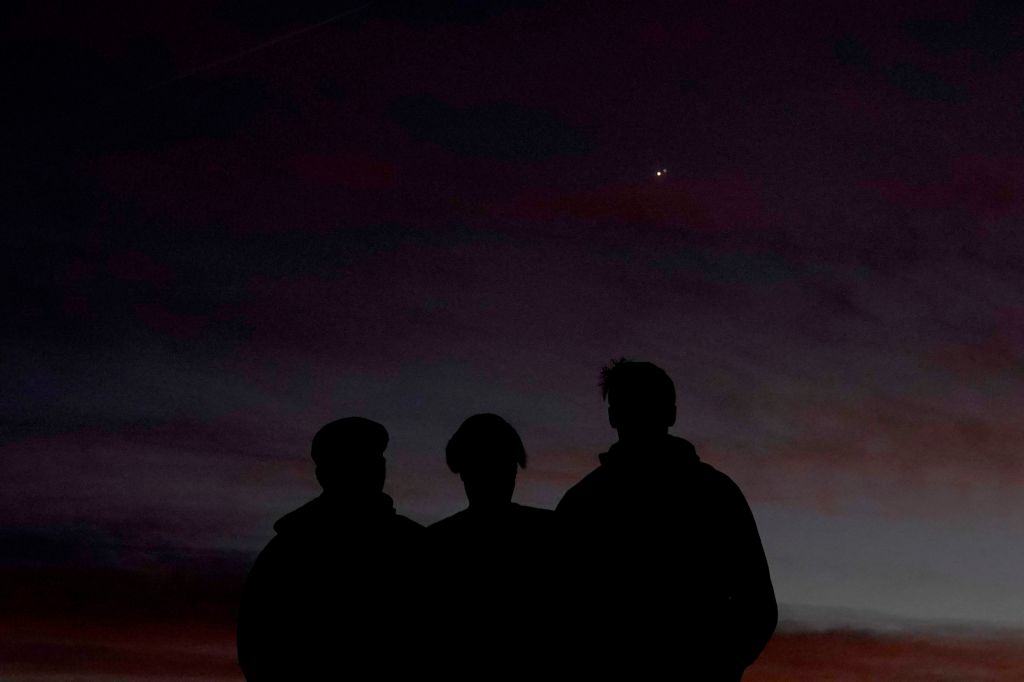Photos: 'Christmas star' appears to shine in night sky as Saturn, Jupiter converge