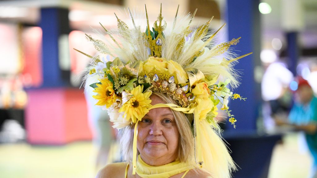 Preakness hats turn heads