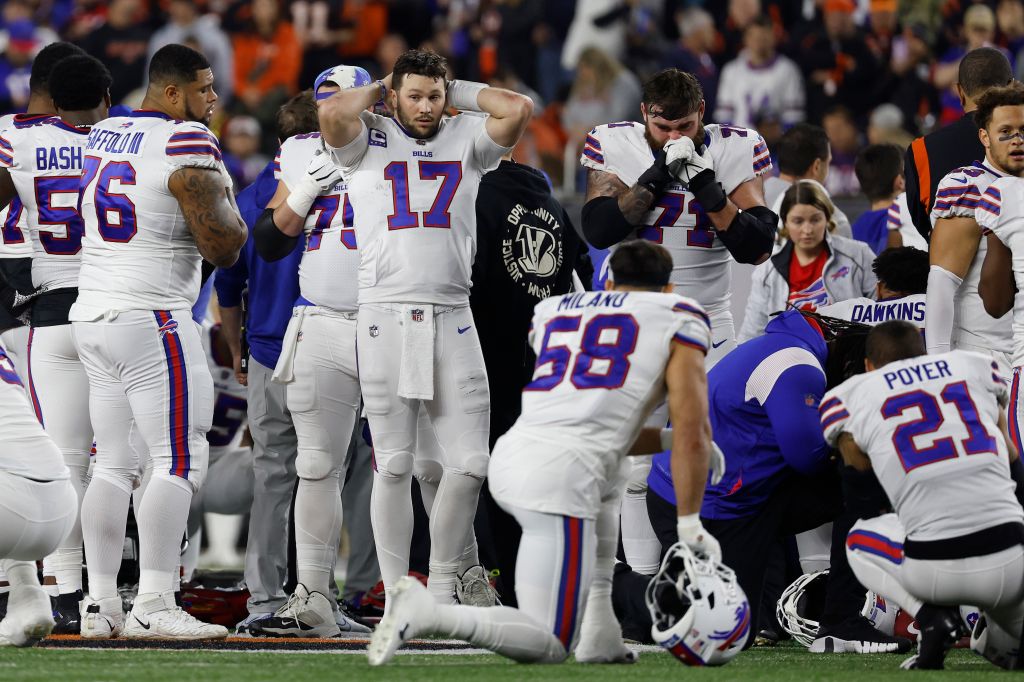 Buffalo Bills safety Damar Hamlin collapses, receives CPR on field