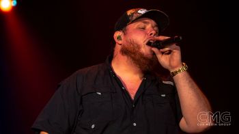 Luke Combs at the AT&T Center