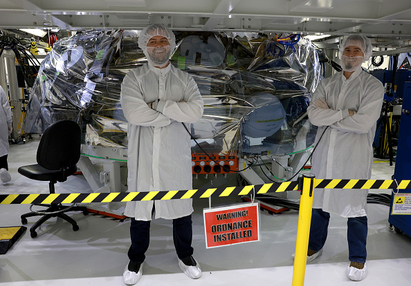 Photos: NASA's Artemis I moon rocket on track for Monday launch