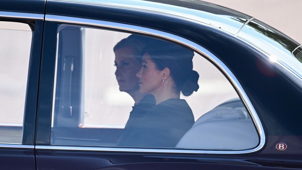 Photos: Thousands line procession route to honor Queen Elizabeth II