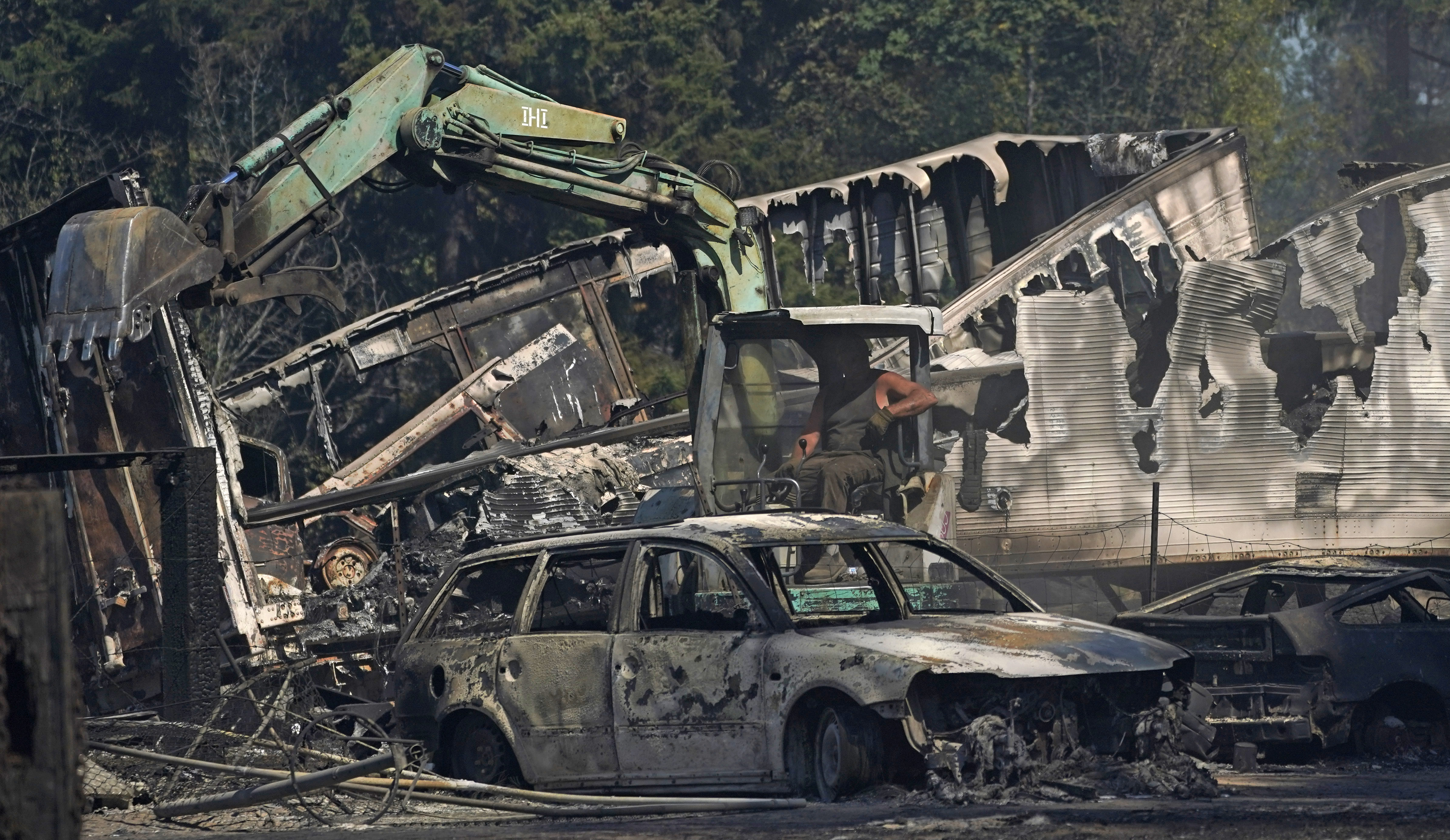 Winds fuel destructive wildfires in Pacific Northwest