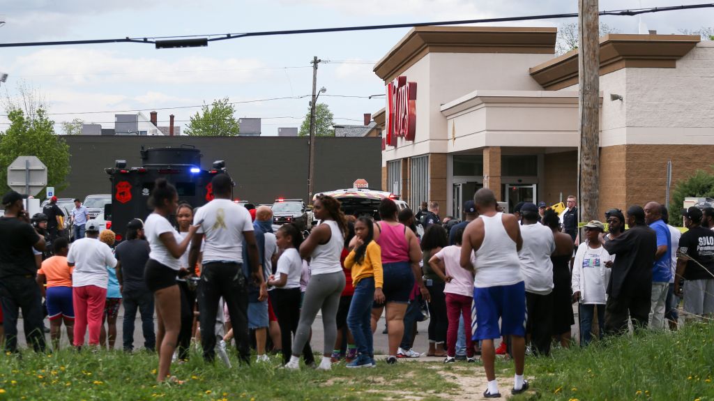 Gunman opens fire in Buffalo supermarket