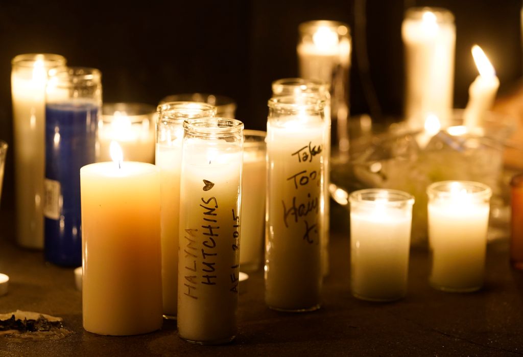 Photos: Halyna Hutchins, cinematographer killed on 'Rust' set, mourned at candlelight vigil