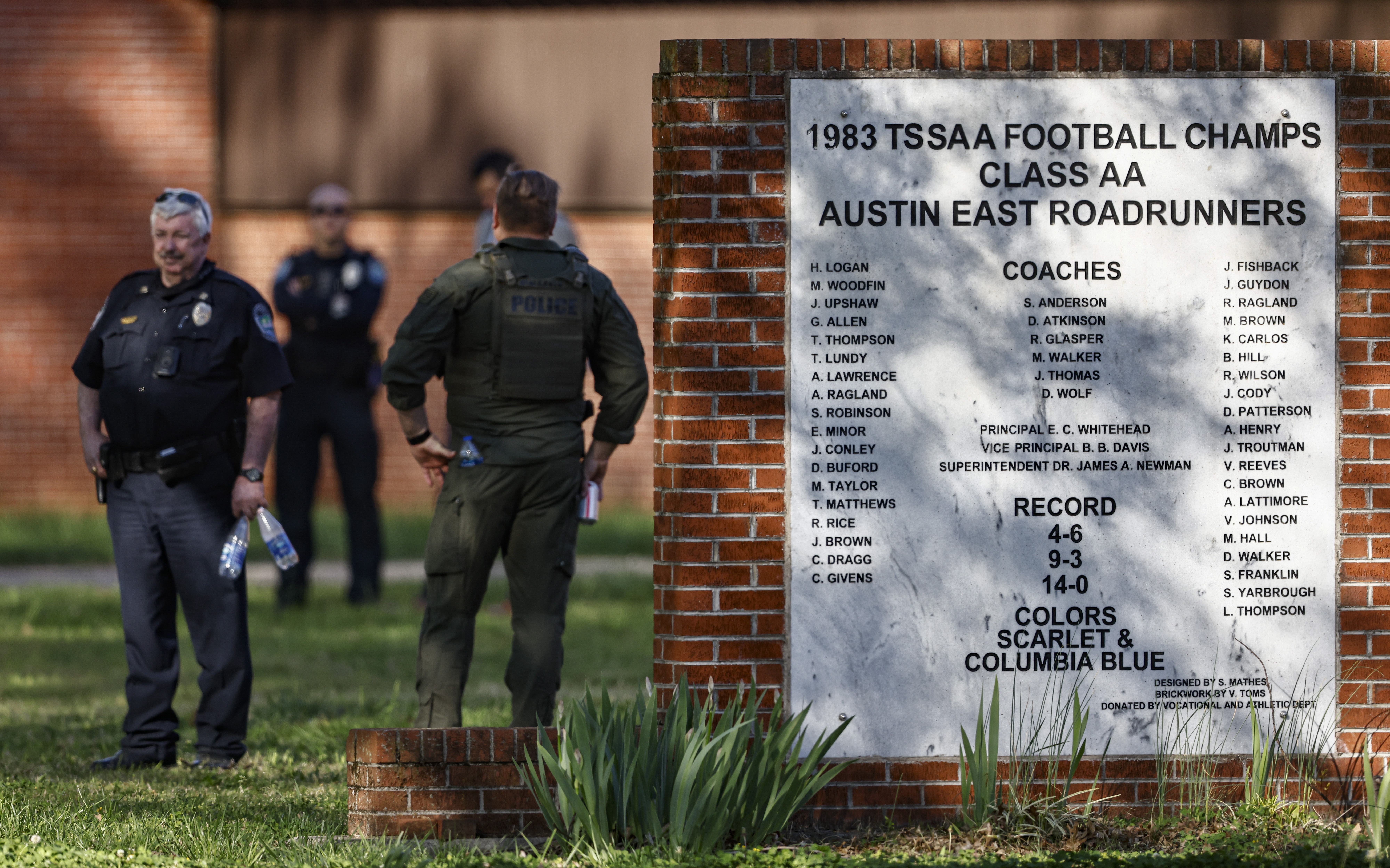 Student dead, Knoxville officer wounded after shooting at Tennessee high school