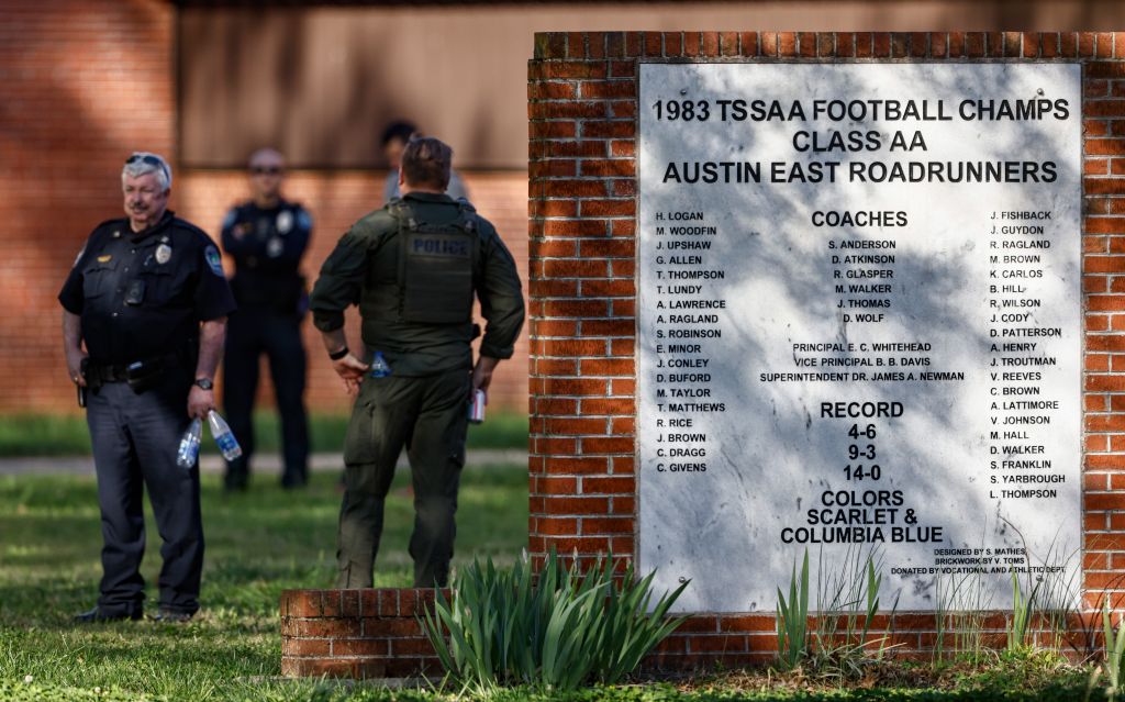 Student dead, Knoxville officer wounded after shooting at Tennessee high school