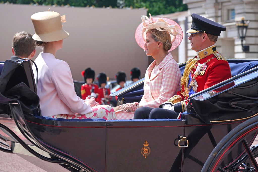 Photos: Queen Elizabeth's Platinum Jubilee kicks off with Trooping the Color