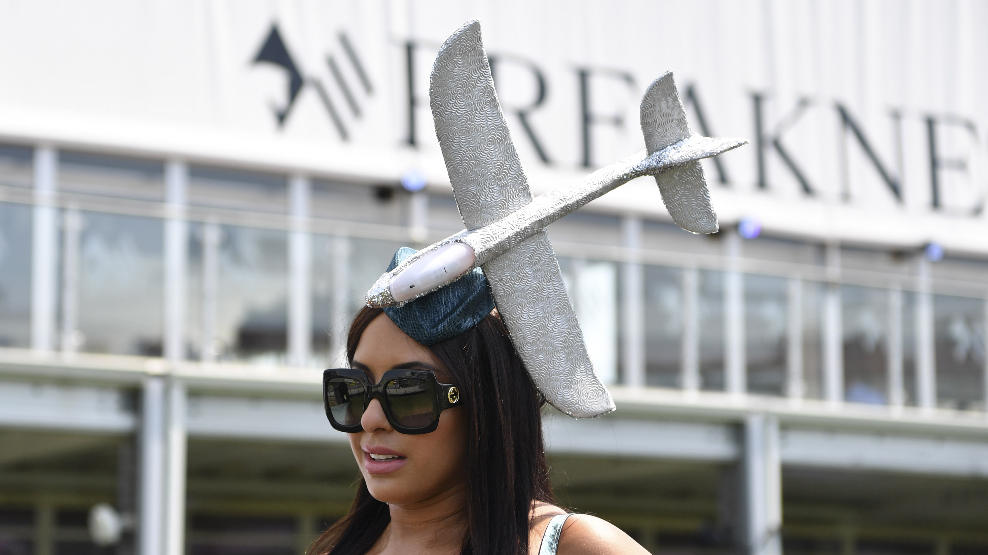 Preakness hats turn heads