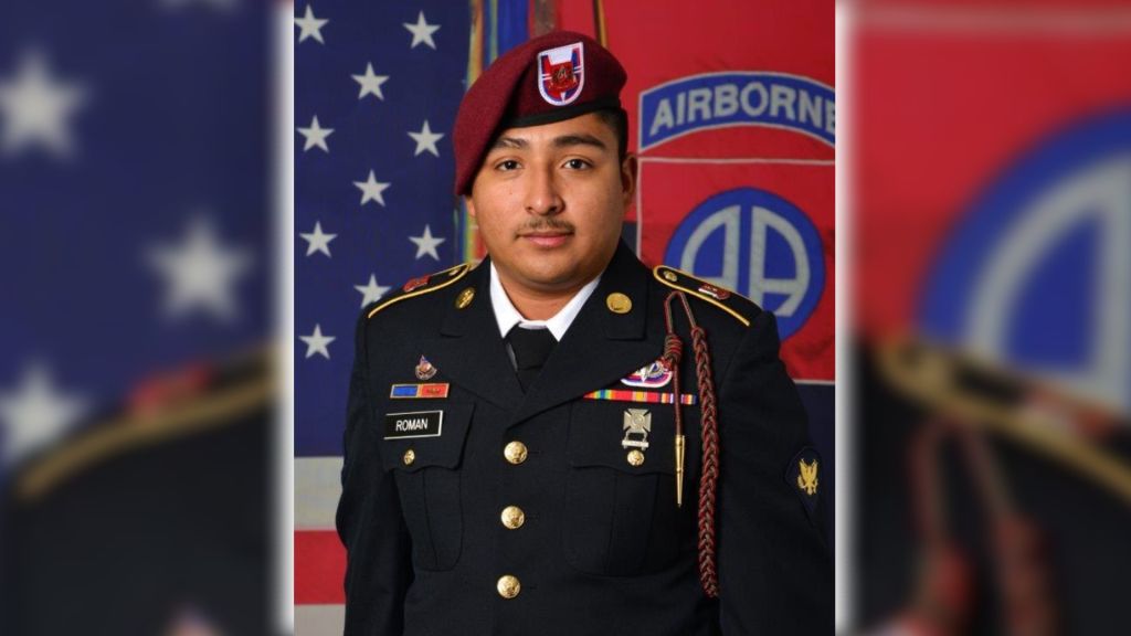 Paratrooper decapitated: