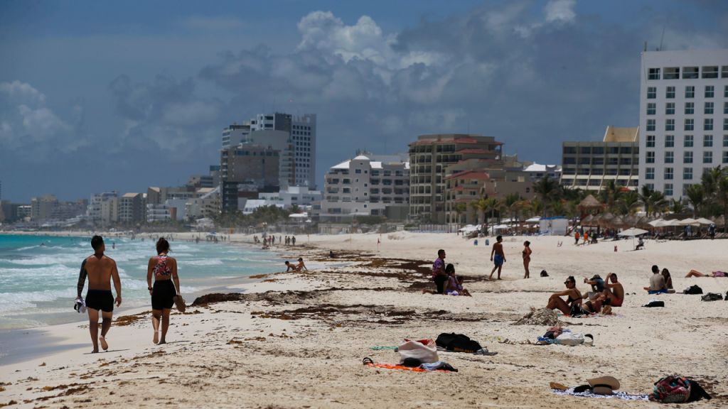 Photos: Hurricane Grace approaches Mexico's Yucatan Peninsula