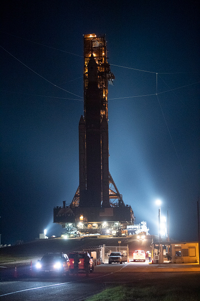 Photos: NASA's Artemis I moon rocket arrives at launch pad