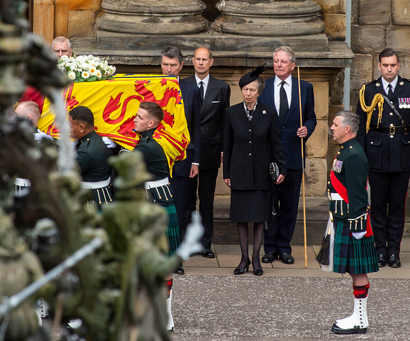 Photos: Queen Elizabeth II's coffin leaves Balmoral, arrives in Edinburgh