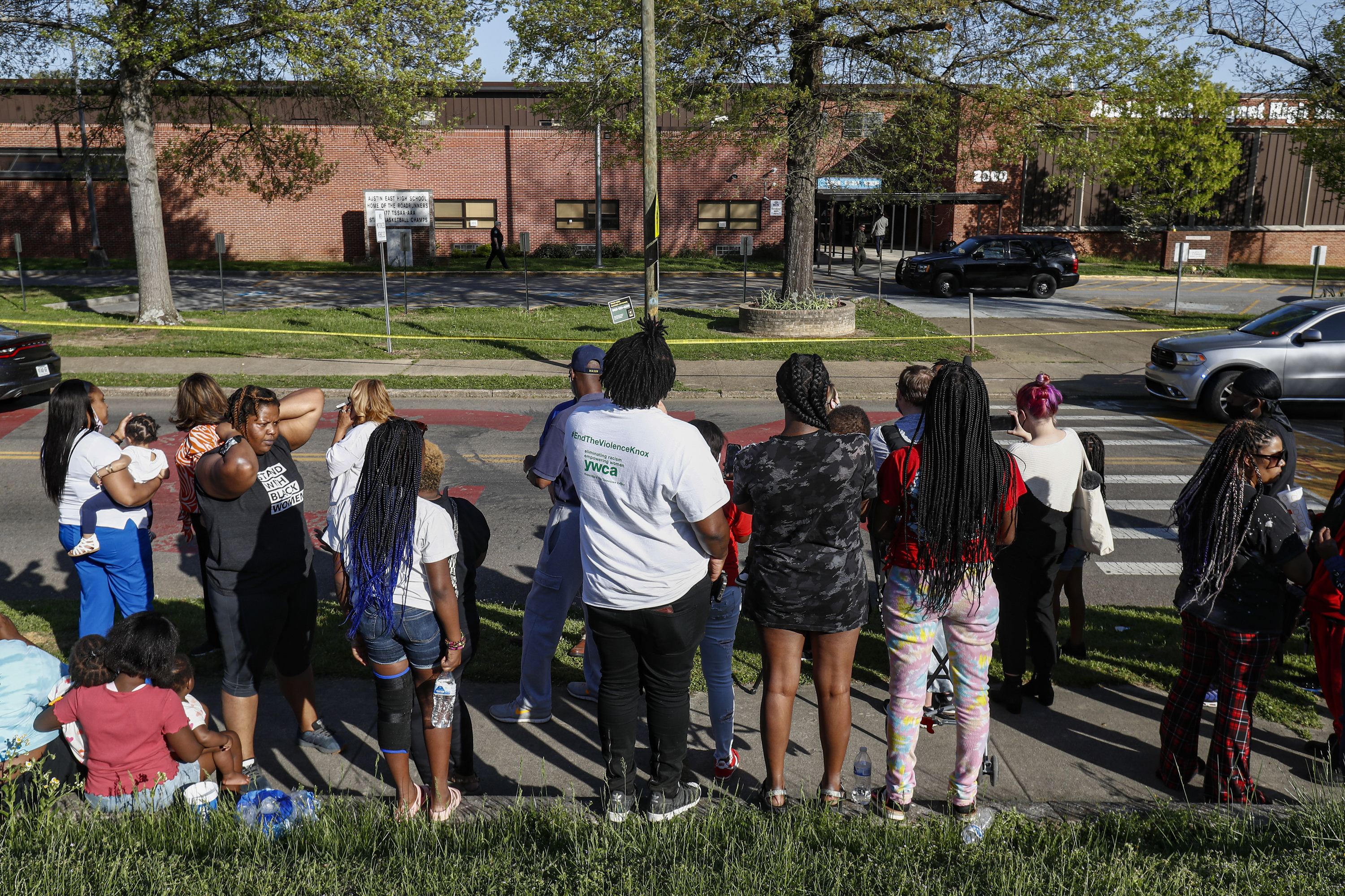 Student dead, Knoxville officer wounded after shooting at Tennessee high school
