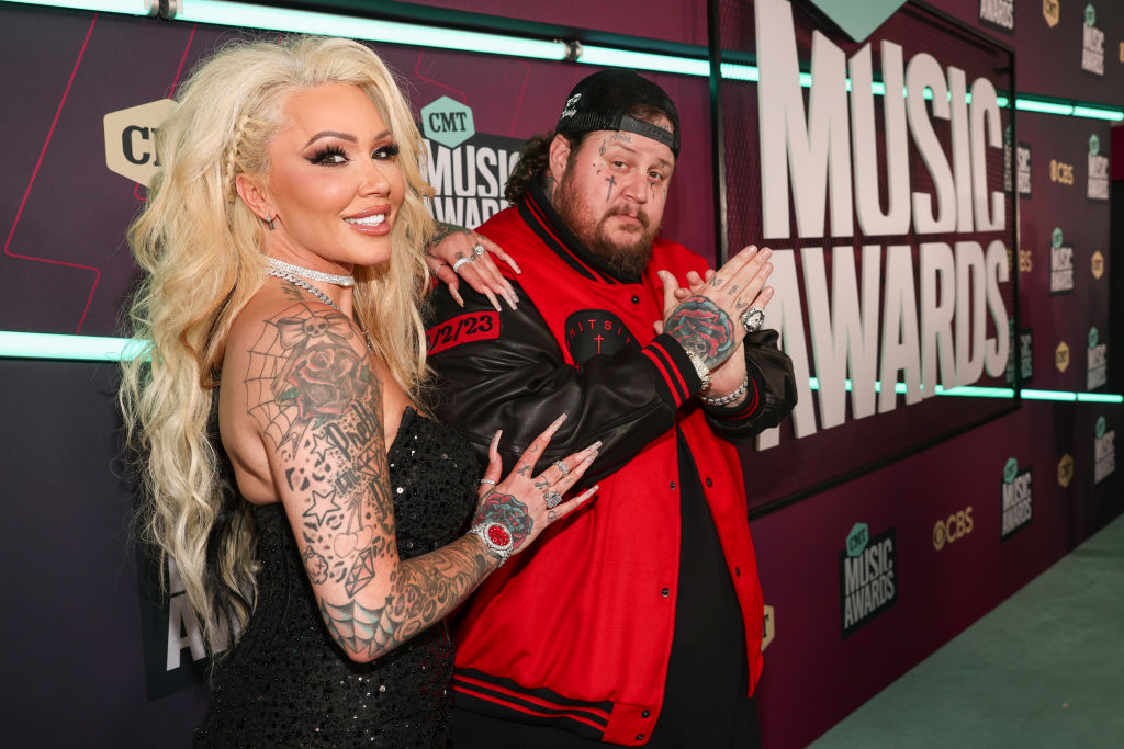 CMT red carpet: