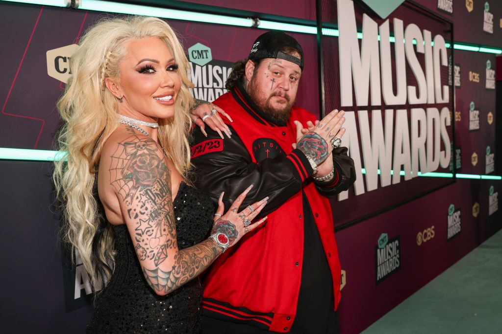 CMT red carpet:
