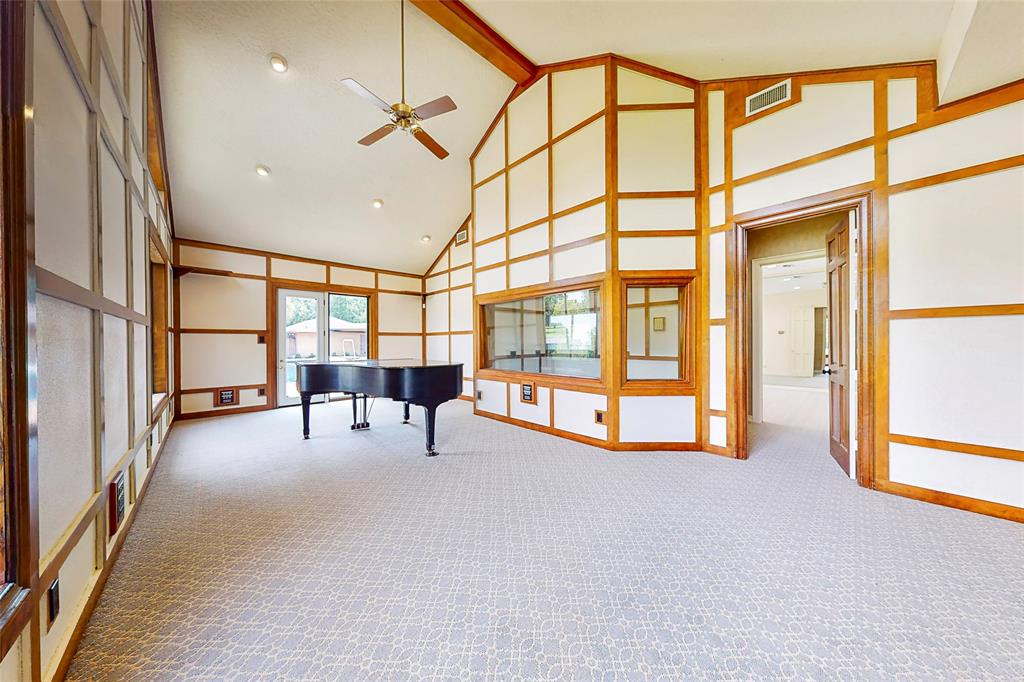 Mickey Gilley Home studio