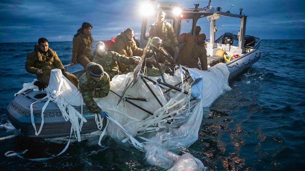Navy recovers Chinese balloon debris off SC coast