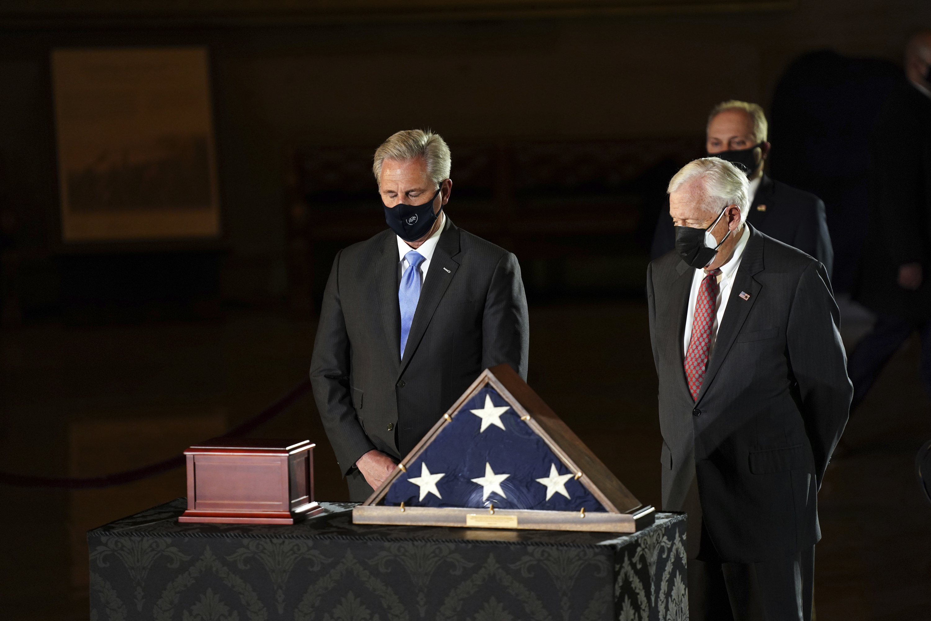 Biden, congressional leaders pay respects to Officer Brian Sicknick at US Capitol