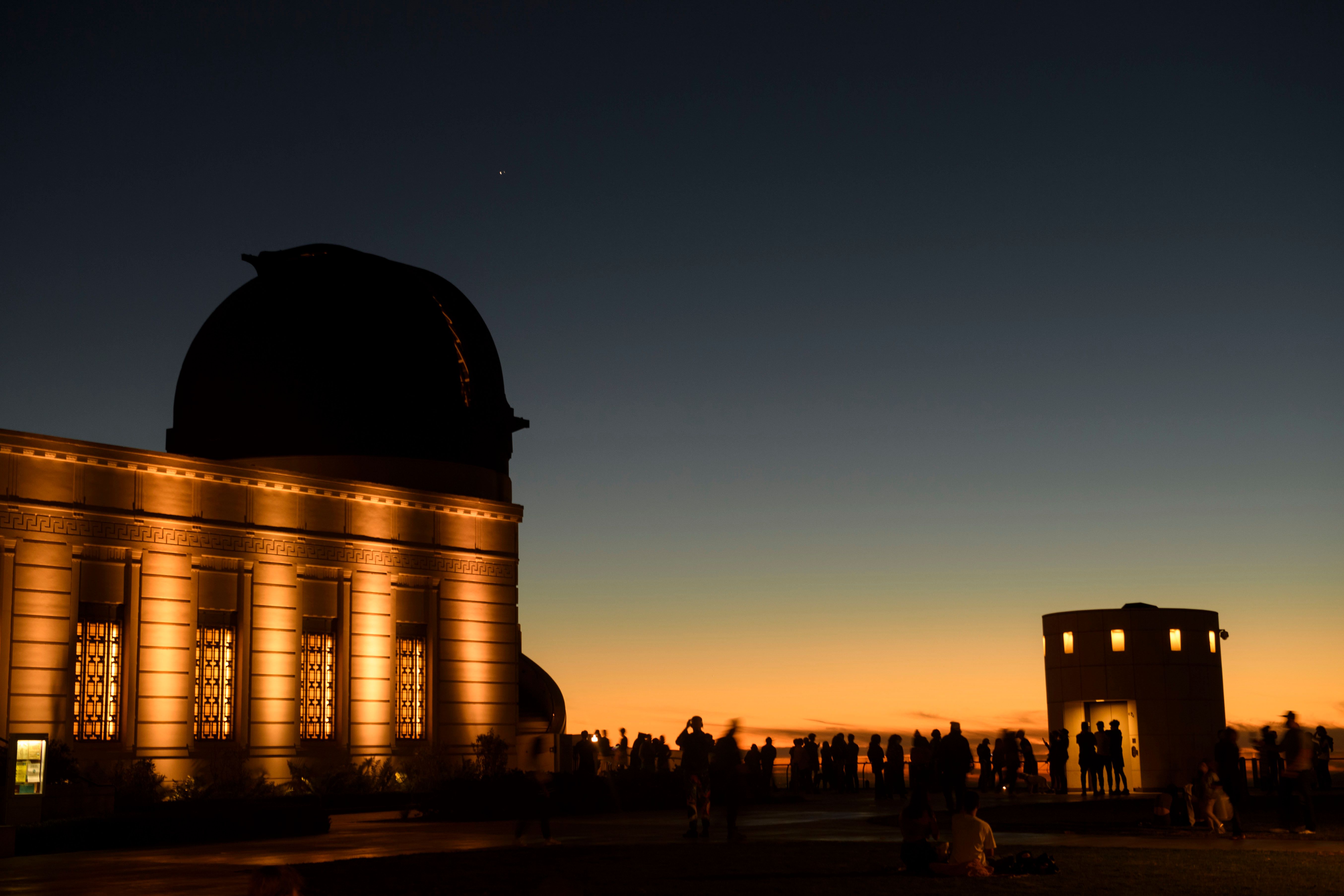 Photos: 'Christmas star' appears to shine in night sky as Saturn, Jupiter converge