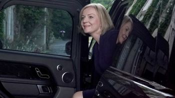 Liz Truss becomes new UK prime minister