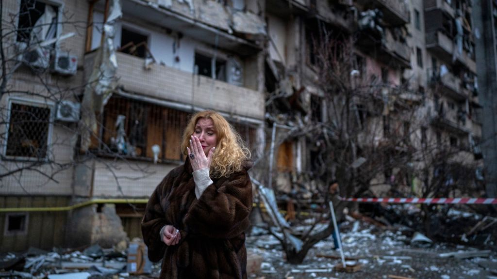 Photos: Russian forces push toward Kyiv, Ukraine