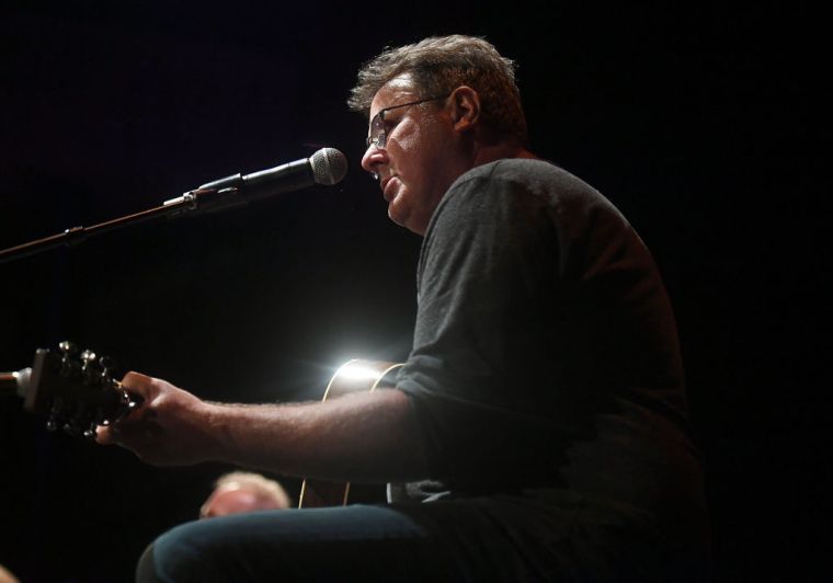 Vince Gill - five nominations
