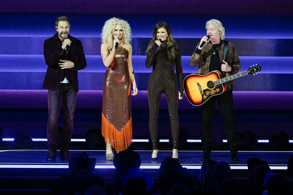 The 57th Annual CMA Awards - Show