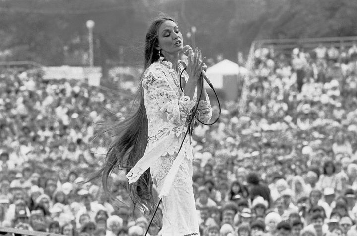 Crystal Gayle